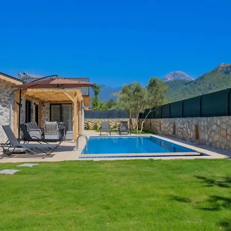 别墅 Sanabel Villalari 费特希耶